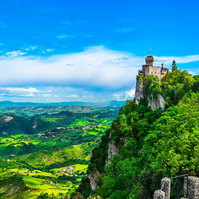 Un percorso all'aria aperta per visitare le bellezze di San Marino